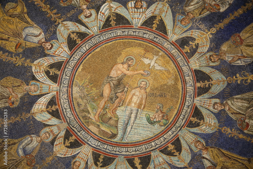 Techo del Baptisterio Neoniano, Rávena, Italia