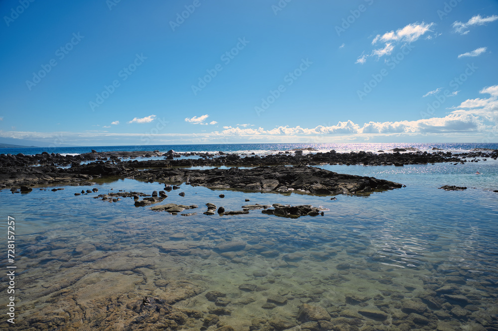 sea and sky in hawaii