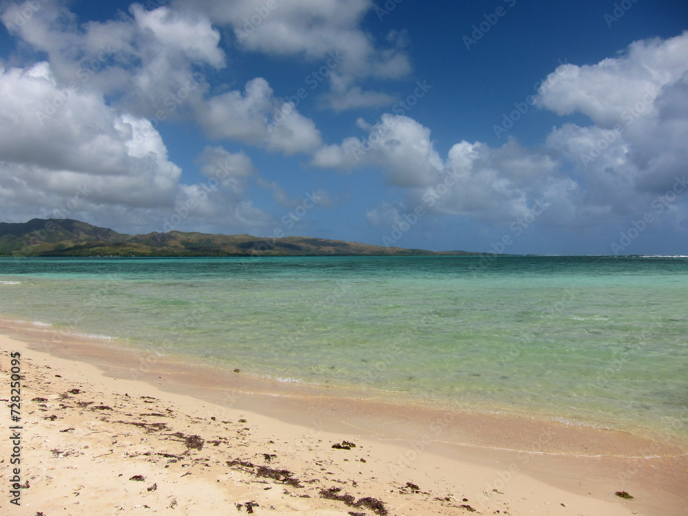 【グアム】ココス島の透き通る海と砂浜