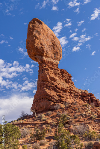 balanced rock at arches national park