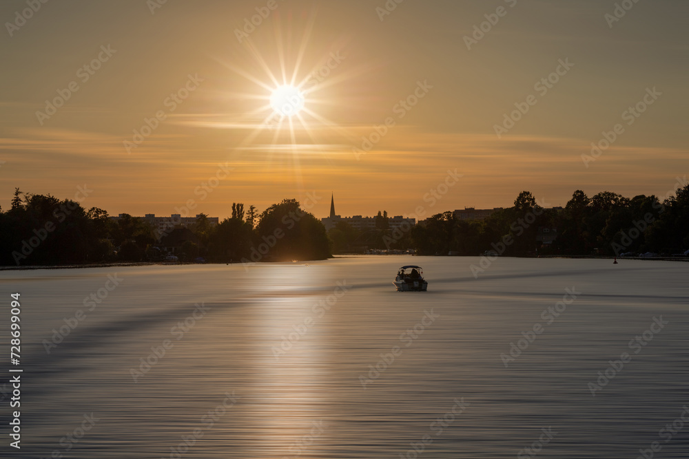 Potsdam Vorstadt vom Wasser aus