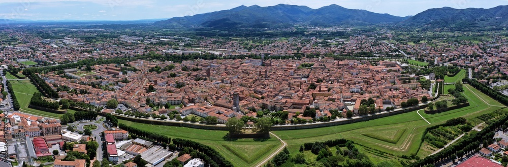 defauAerial view of the walled town of Lucca, Tuscany - Italylt