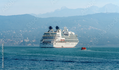 Cruise ship © PRILL Mediendesign