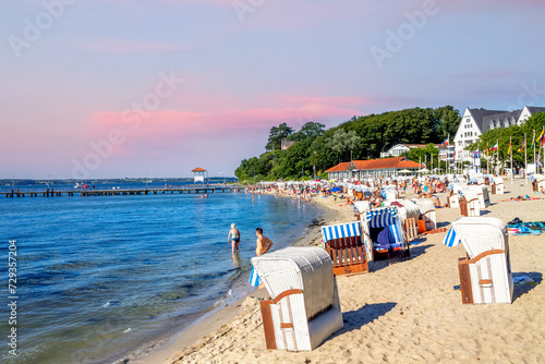 Strand, Gluecksburg, Ostsee, Deutschland  photo