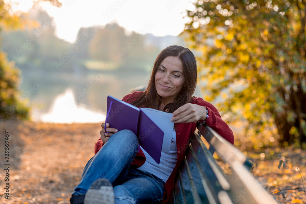 Brunette woman in autumn, Milano, Italy Brunette woman in autumn, Milano, Italy