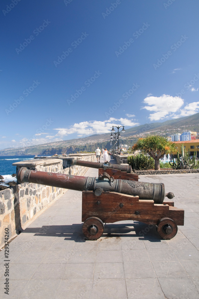 Festungsmauer der Plaza Europa, Puerto de la Cruz, Teneriffa, Kanarische Inseln, Spanien, Europa