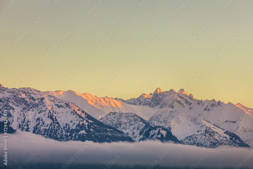Allgäu - Alpen - Berge - Panorama - Winter - Alpenglühen
