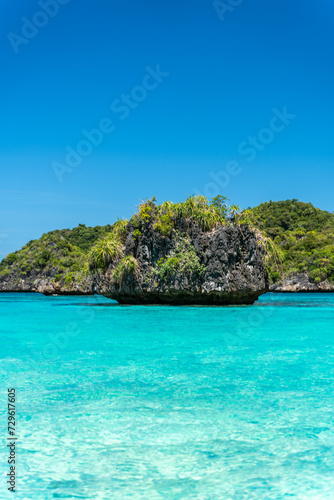 Scenic island destination in the South Pacific Ocean