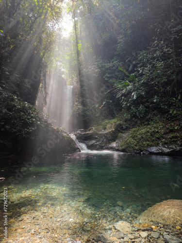 Cascada en la comarca de Panamá, lugares místicos © crist.cort