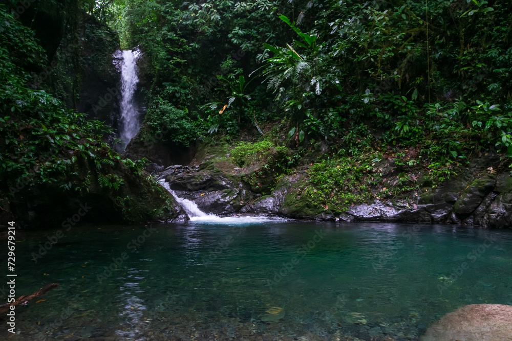 Cascada en la comarca de Panamá, lugares místicos Cascada en la comarca de Panamá, lugares místicos