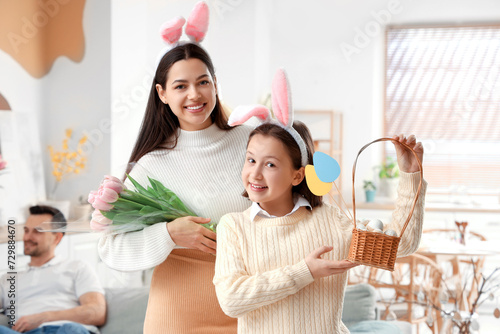Happy mother and daughter w...