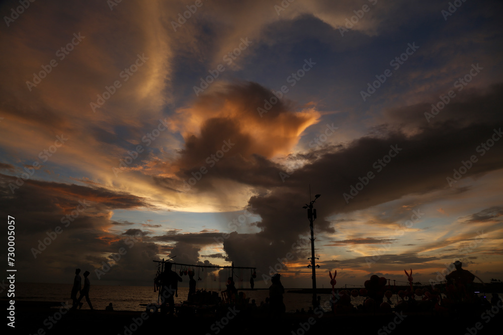 sunset along Galle Face Sri Lanka