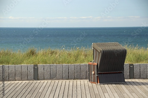 Den Urlaub im Strandkorb an der Ostsee geniessen photo