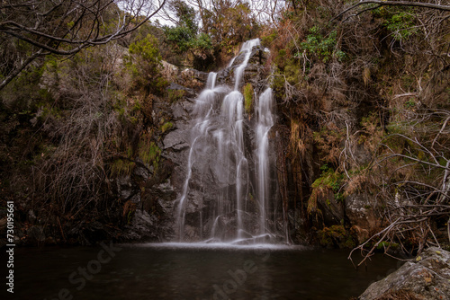 Queda de água no Inverno | Montanhas de Portugal