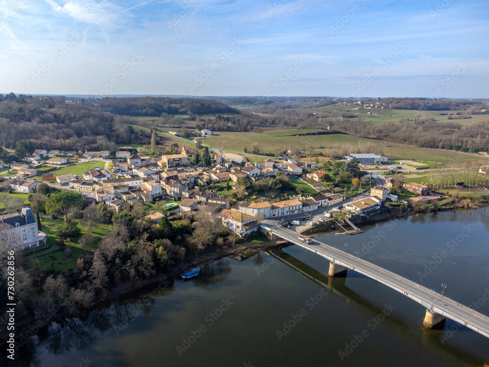 Saint-Jean-de-Blaignac, city in Gironde department of France