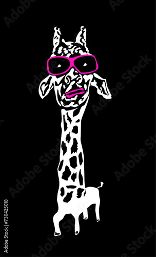 a giraffe in pink glasses
