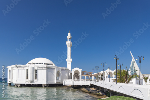 Wallpaper Mural The Al-Ramah mosque on the waterfront of Jeddah. Torontodigital.ca