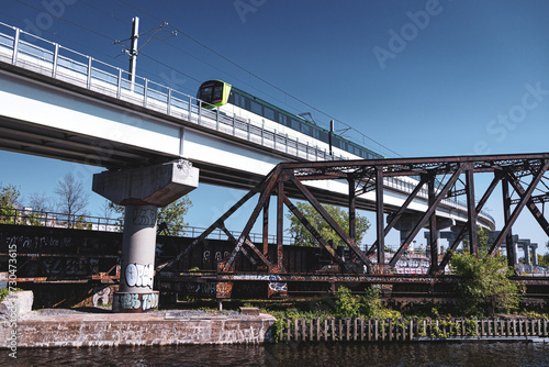 Tapety artystyczne train de ville 