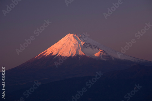 秋のだるま山高原から富士山夕景