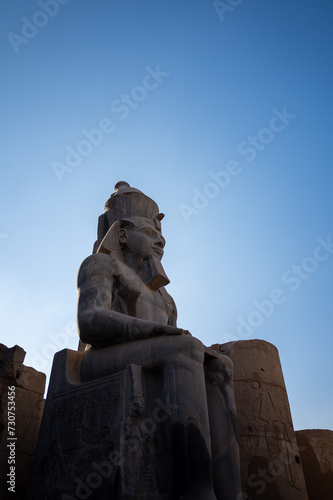 Statue de Ramses 2 au temple de louxor    Louxor en   gypte