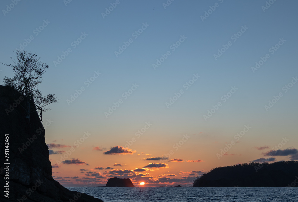 Obraz premium Sunset over the Pacific Ocean