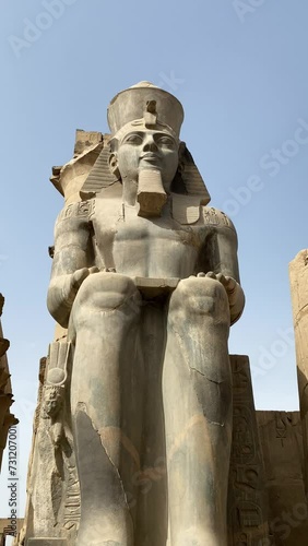 karnak temple sculpture egypt vertical 4k
