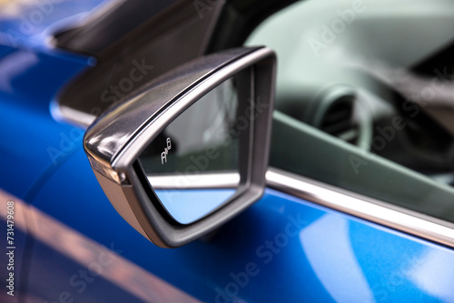 car, auto, automobile, mirror, transportation, vehicle, glass, transport, road, driving, blue, window, reflection, drive, traffic, detail, speed, view, driver, classic