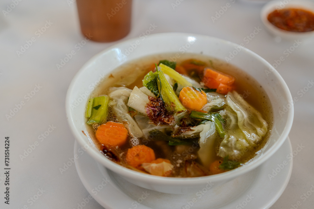 Indonesian Chicken & Vegetables Soup