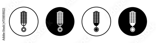 Wire brush flat line icon set. Wire brush Thin line illustration vector