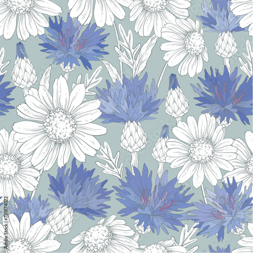 classic vintage pattern with cornflowers and daisies.