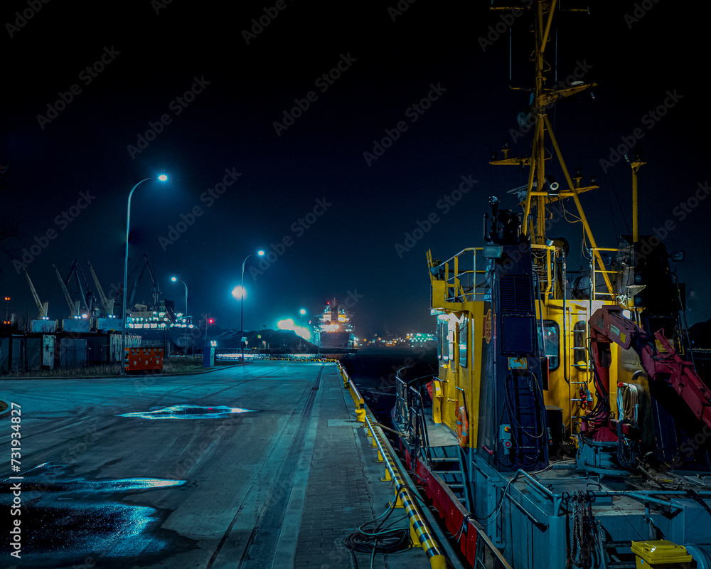 Port nocą