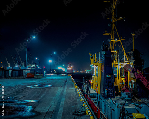 Obraz na płótnie Port nocą w salonie