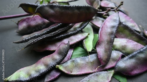 Lablab purpureus vegetable. It is a species of bean in the family Fabaceae. Its other names lablab bean, bonavist bean pea, dolichos bean, seim, lablab, Egyptian kidney bean, Indian bean. photo