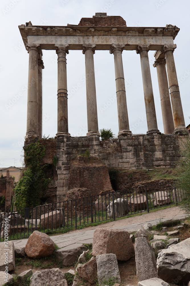 Naklejka premium Roman ruins, Rome Italy