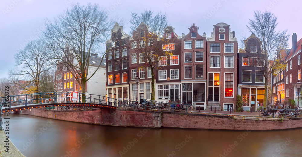 Fototapeta premium Typical houses and bridge at winter Amsterdam canal Brouwersgracht, Holland, Netherlands