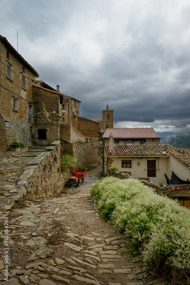 Gallipienzo vieux village de colline dans le pays de Navarre en Espagne