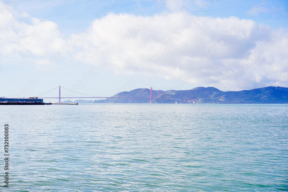 Fototapeta premium The landscape of San Francisco Bay in California
