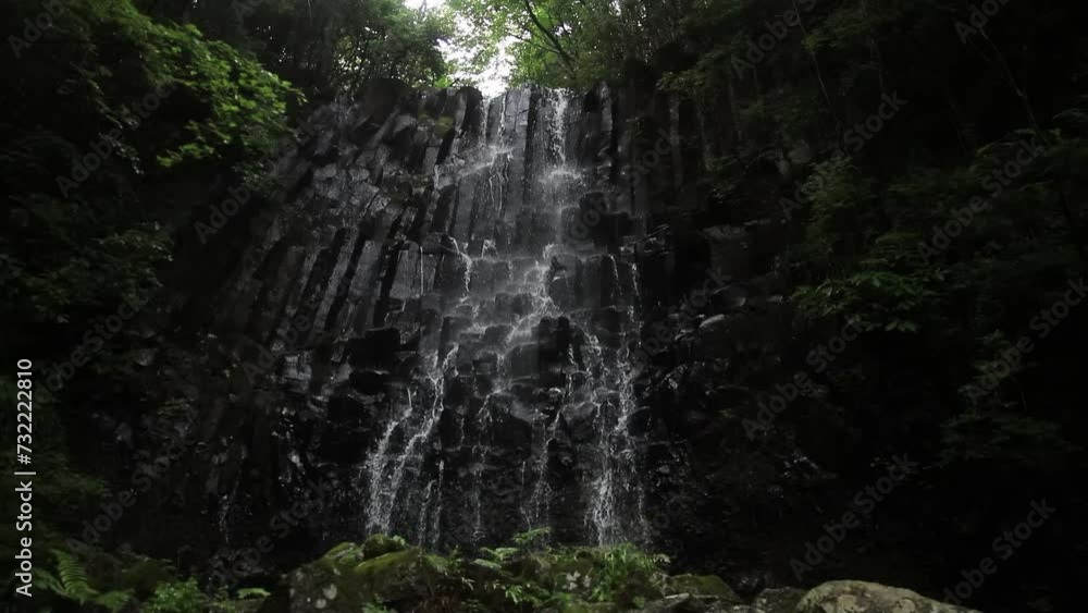 六方の滝　神奈川県足柄下郡湯河原町