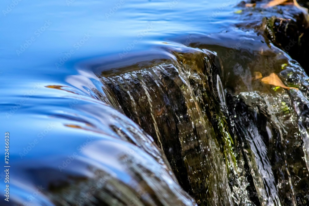 Obraz premium A closeup shot of water stream