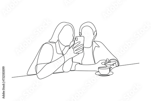 Simple cntinuous line drawing of A couple takes selfies while hanging out at a cafe. Simple line, hang out minimalist concept.