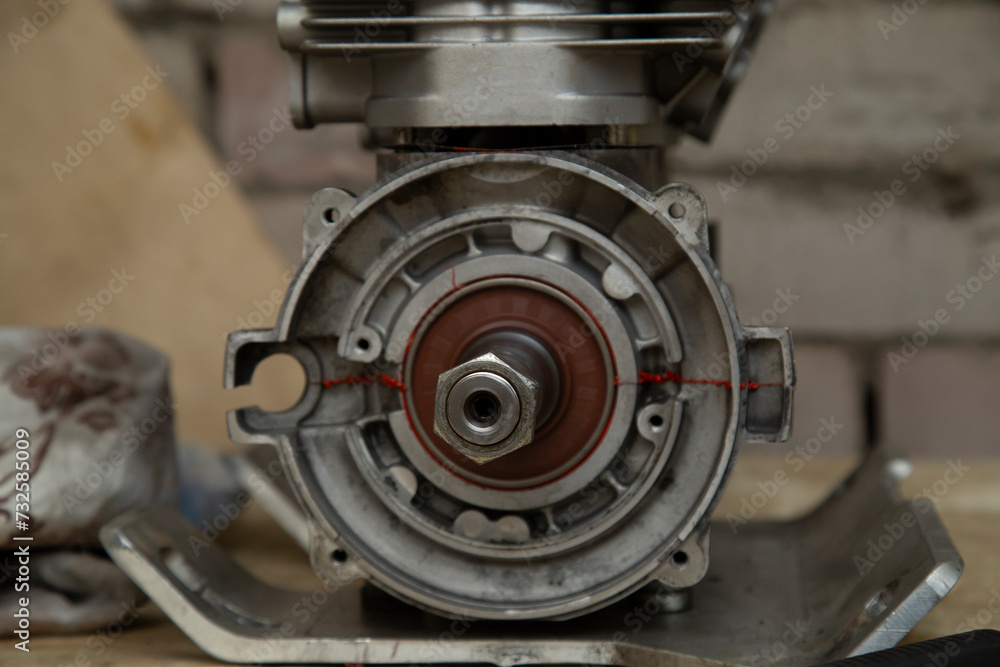 Snowmobile repair.Repair of the snowmobile engine.Disassembly of the