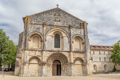 Façade occidentale de l'Abbaye-aux-Dames de Saintes, Charente-Maritime
