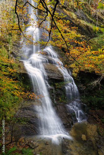 Uguna waterfalln in autumn