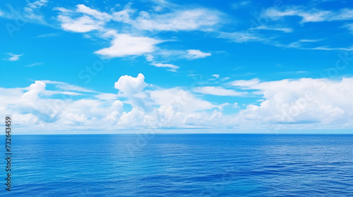 Ocean view with blue sky © Inlovehem