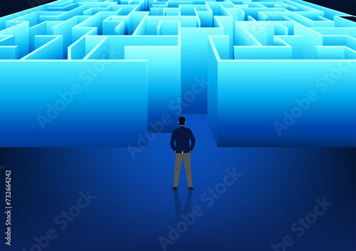 Businessman standing in front of the maze Shows the problems faced by businesses that must find solutions in order for the business to grow and survive. Willingness to overcome obstacles