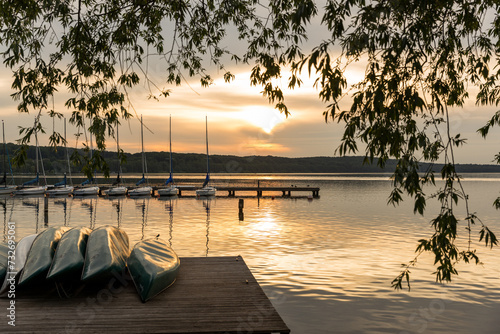 Sonnenuntergang am Ratzeburger See, Schleswig-Holstein, Deutschland photo