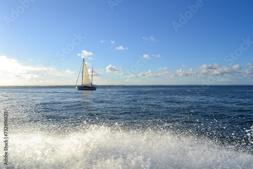 sailboat on the sea © lucilenegraciano