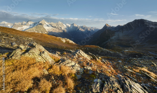 Col de Fenêtre, Mont Dolent, Monts Telliers, Wallis, Schweiz photo