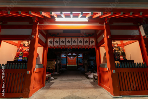 金沢神社の門