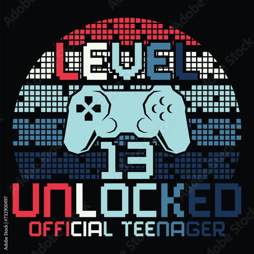 Official Teenager 13rd Bday Boy 13 Yr Old Gift Level 13 Unlocked Retro T-Shirt